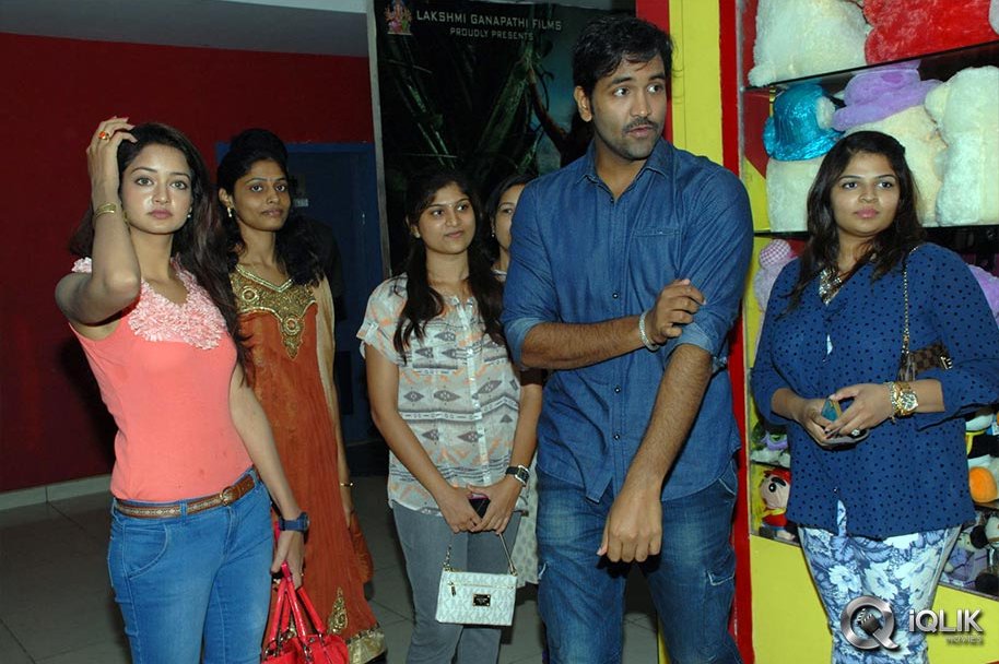 Rowdy-Movie-Premiere-Show